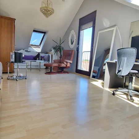 Ruhige Oase Mit Vollwertfruehstueck 3* باد شونبورن